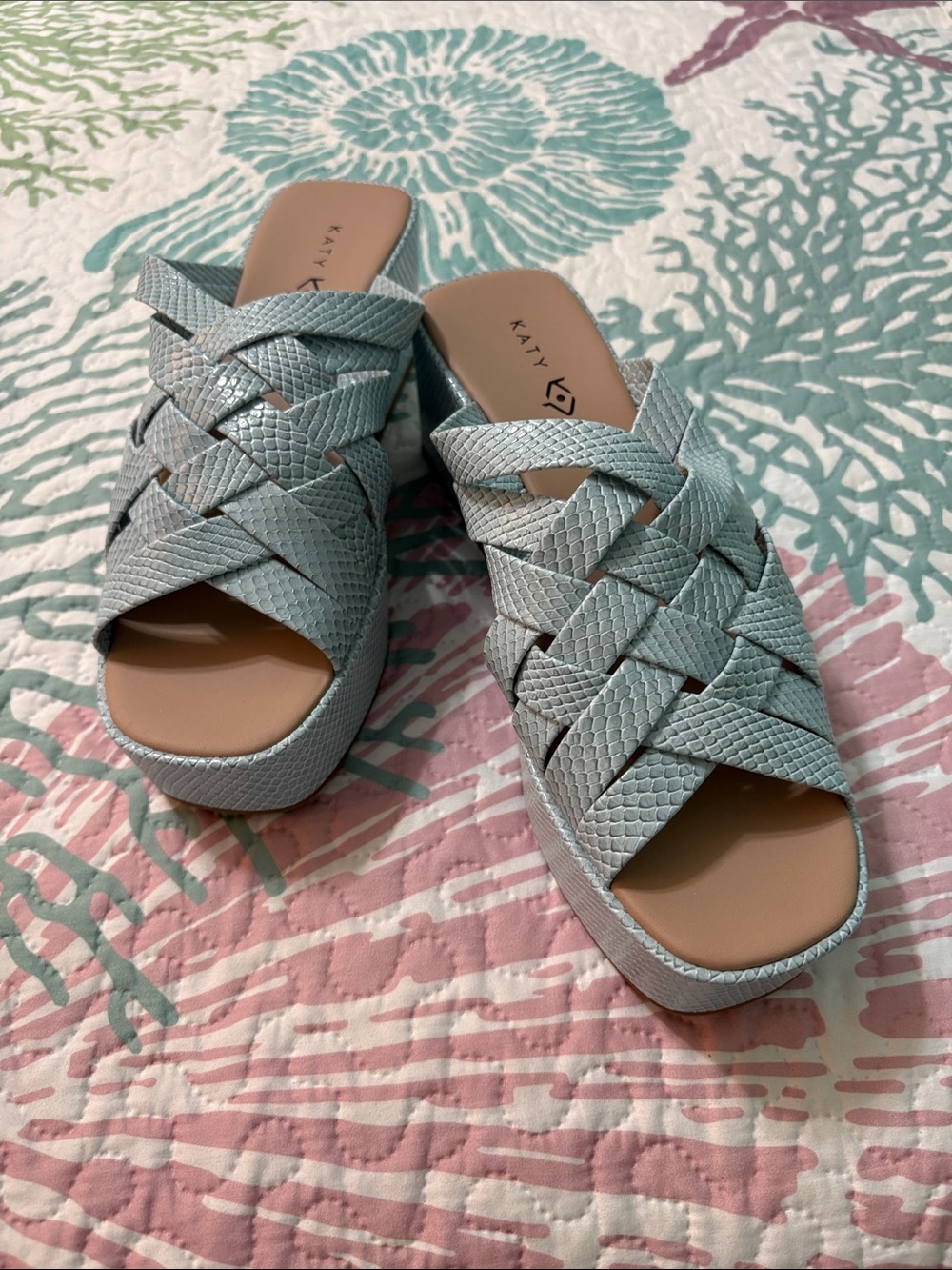 Katy Perry sandals